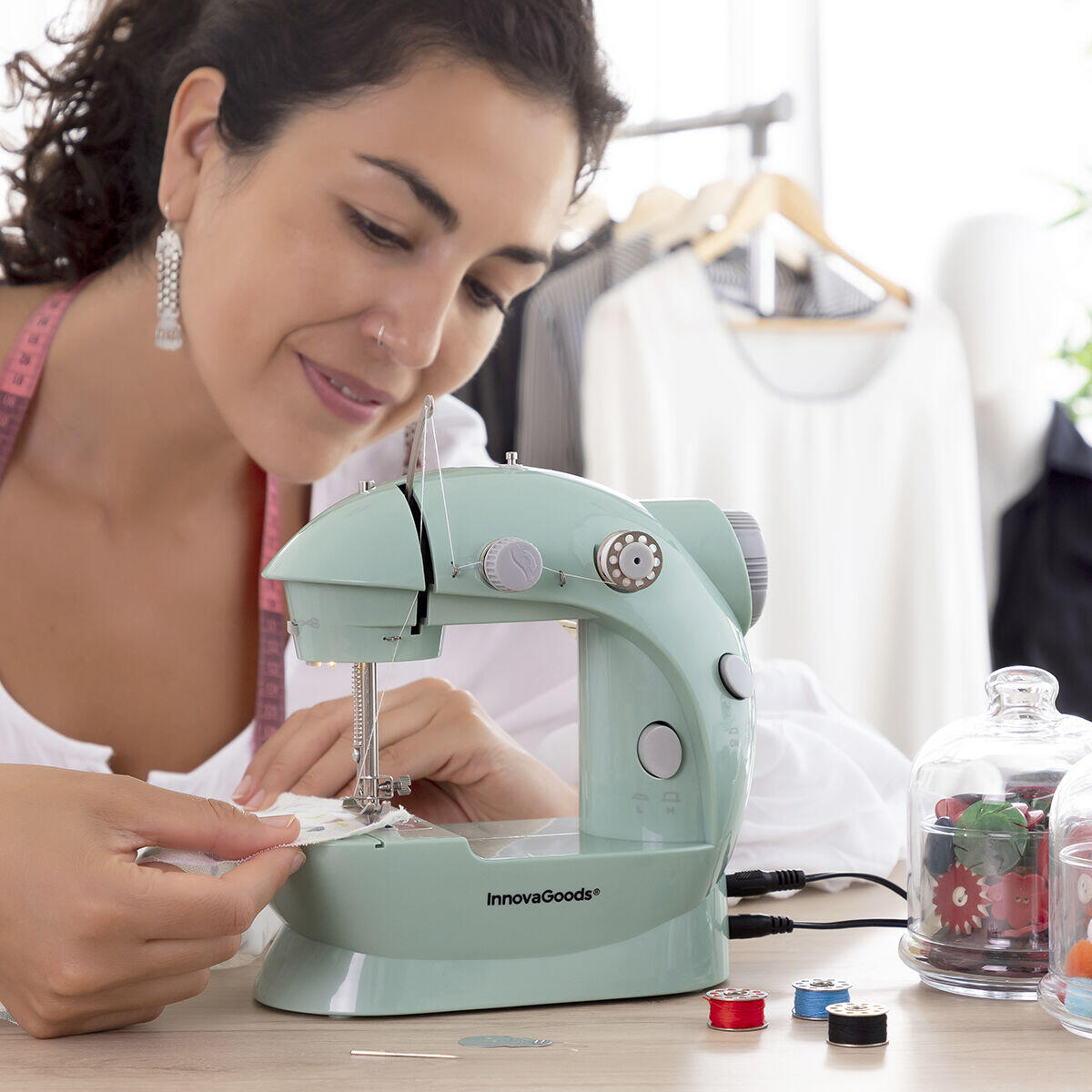 Sewny™ Mini Máquina de Coser Portátil