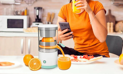 FreshPress Pro – Exprimidor Eléctrico Compacto